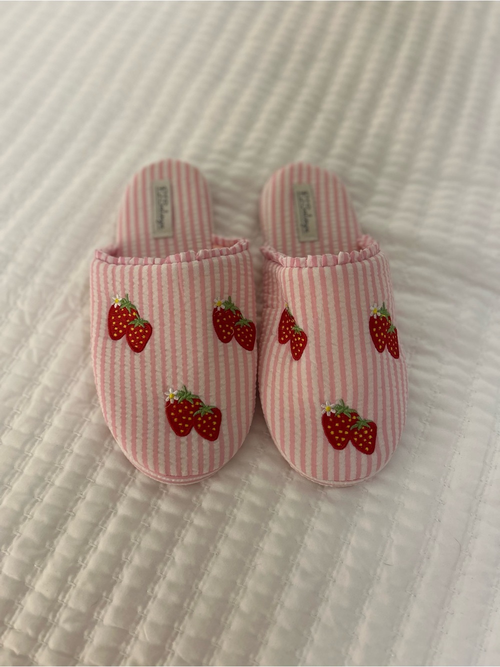 P.J. Salvage Pink Gingham Strawberry-Print Slip-On Slippers. Size 7-8